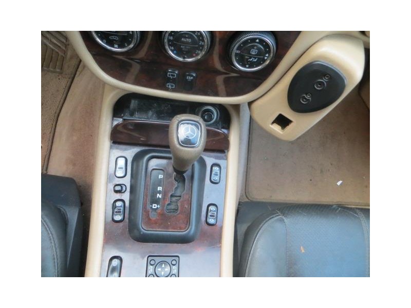 Recambio de carroceria : m. benz ml 270 : 2.7 td (163,15cv)automatico [2003] para m. benz ml 270 2.7 td automatico referencia OE