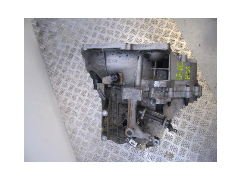 Recambio de cambio 5v (td/tdi) : mazda 3 : 1.6 td (108,77cv) [2006] para mazda 3 1.6 td referencia OEM IAM 3M5R7002YF  