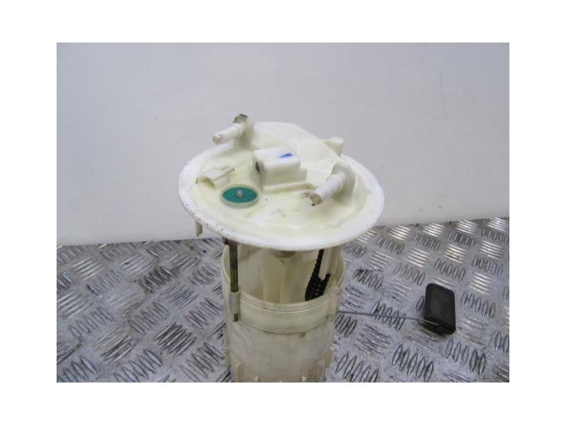 Recambio de bomba gasolina / aforadores : renault megane : 2.0 d (149,56cv) [2006] para renault megane 2.0 d referencia OEM IAM 