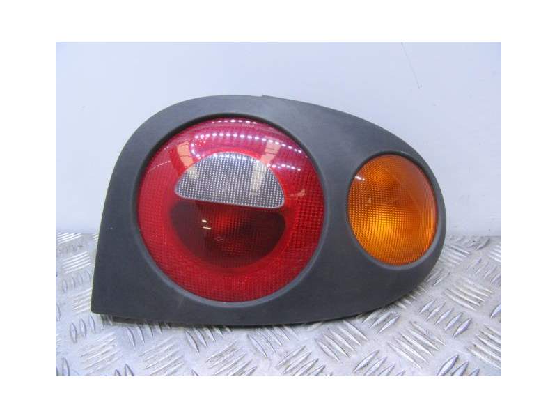 Recambio de piloto trasero derecho para renault megane i coach (da0/1_) 1.6 e (da0f) referencia OEM IAM   