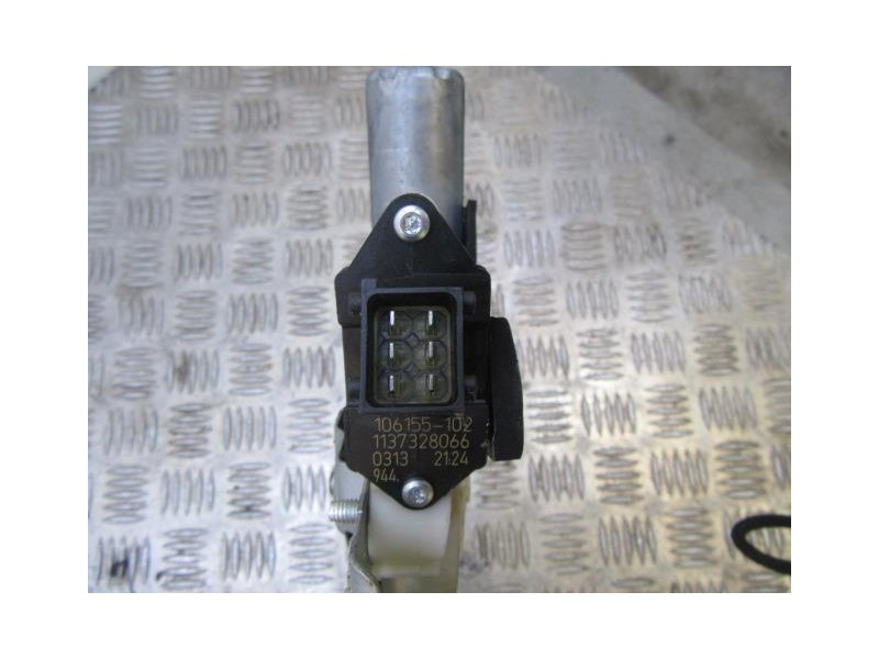 Recambio de elevalunas elec. del. dch. : opel vectra : 2.2 tdci (125,08cv) [2003] para opel vectra 2.2 tdci referencia OEM IAM C