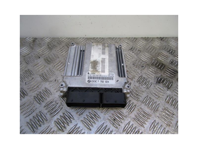 Recambio de centralita : bmw 320 : 2.0 td (149,56cv) [2003] para bmw  320 2.0 td referencia OEM IAM 0281010565BOSCH  