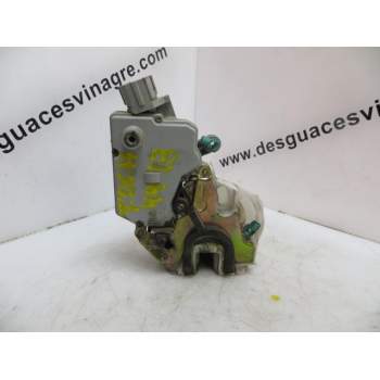 CERRADURA PUERTA TRASERA DERECHA 825022F000 
