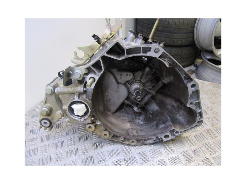 Recambio de cambio 5v (gasolina) : fiat stilo : 1.6 g (103,33cv) [2003] para fiat stilo 1.6 g referencia OEM IAM 00193619  