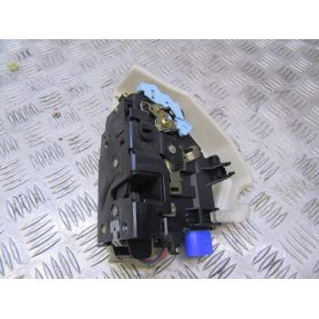 CERRADURA PUERTA TRASERA IZQUIERDA 7L0839015 