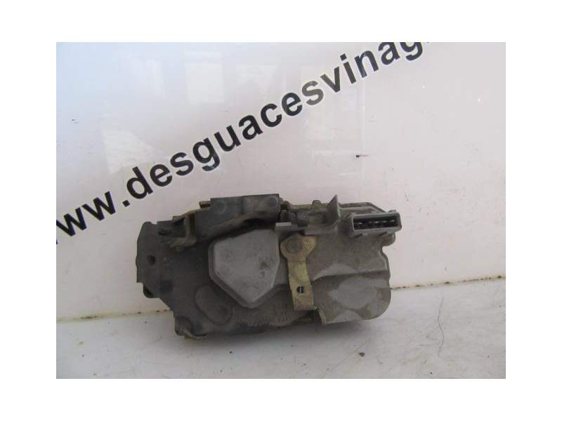 Recambio de cerradura puerta trasera izquierda para peugeot 206 hatchback (2a/c) 1.4 i referencia OEM IAM   