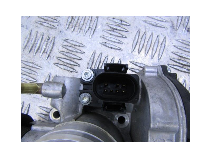 Recambio de caja mariposa : seat toledo : 1.6 g (100,61cv) 4p [1999] para seat toledo 1.6 g referencia OEM IAM 06A133064J  