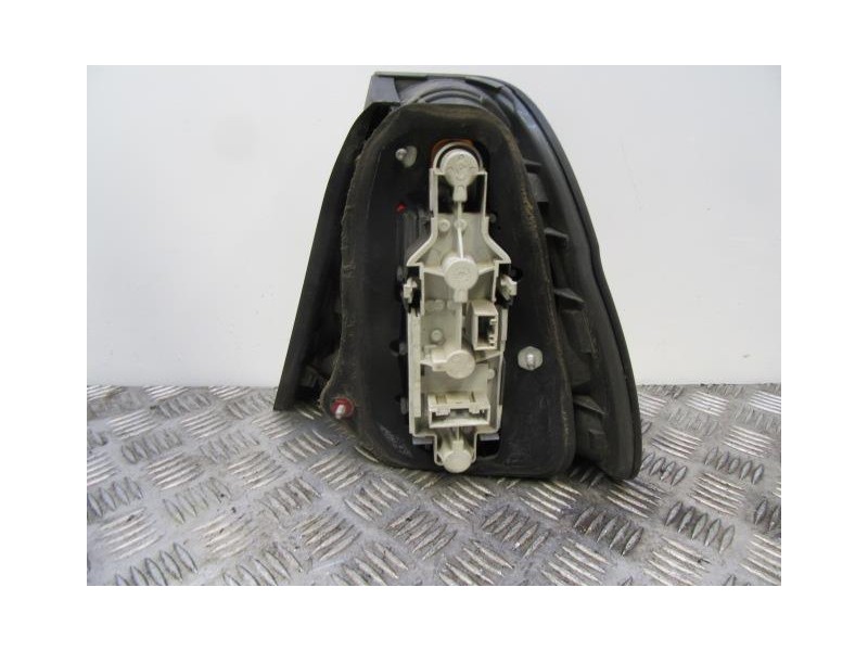 Recambio de piloto trasero izq. : bmw 320 : 2.0 d coupe (115,57cv) [2006] para bmw  320 2.0 d coupe referencia OEM IAM   