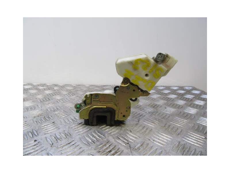 Recambio de cerradura puerta delantera izquierda para nissan almera 2.0 td referencia OEM IAM 8055389918  
