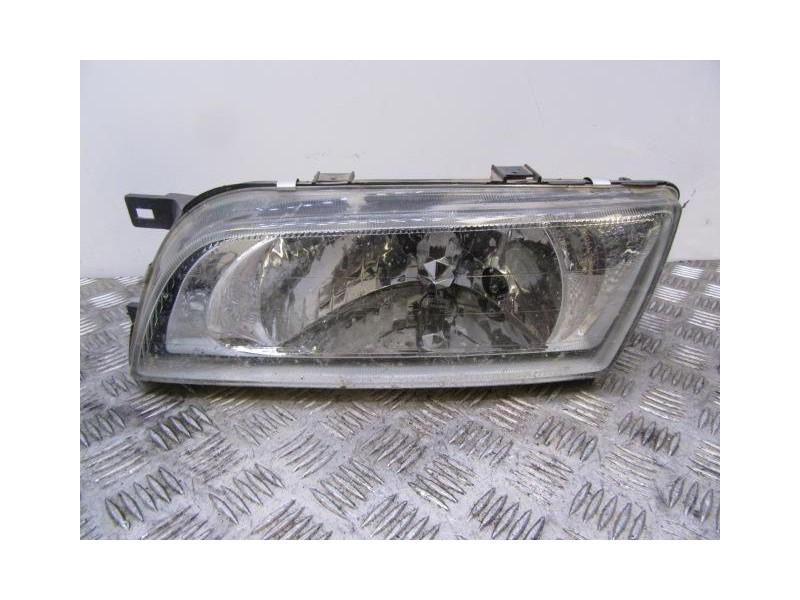 Recambio de faro izq. : nissan almera : 1.3 g (87,01cv) [1999] para nissan almera 1.3 g referencia OEM IAM   