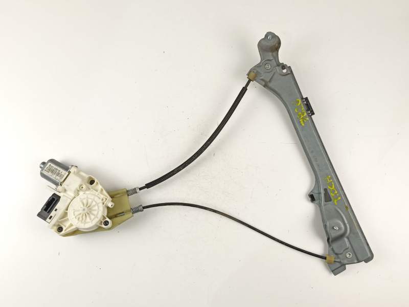 Recambio de elevalunas trasero derecho para renault laguna grandtour iii dynamique referencia OEM IAM 827000001R 0130822331 8273