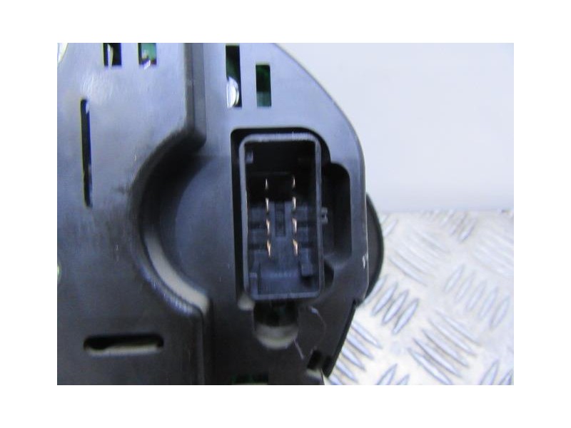 Recambio de cuadro instrumentos : seat cordoba : 1.9 tdi (100,61cv) [2005] para seat cordoba 1.9 tdi referencia OEM IAM 27050500