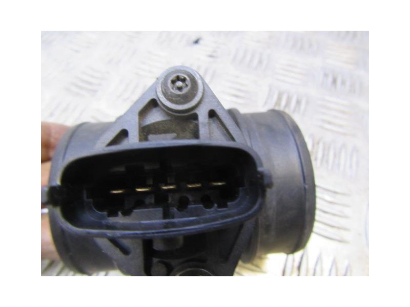 Recambio de caudalimetro : opel astra : 1.7 d (67,98cv) [1999] para opel astra 1.7 d referencia OEM IAM 0281002180  