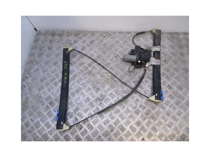 Recambio de elevalunas delantero derecho para audi a6 2.5 td referencia OEM IAM 4B0837462  