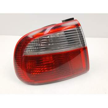 PILOTO TRASERO IZQUIERDO 1M5945095B 