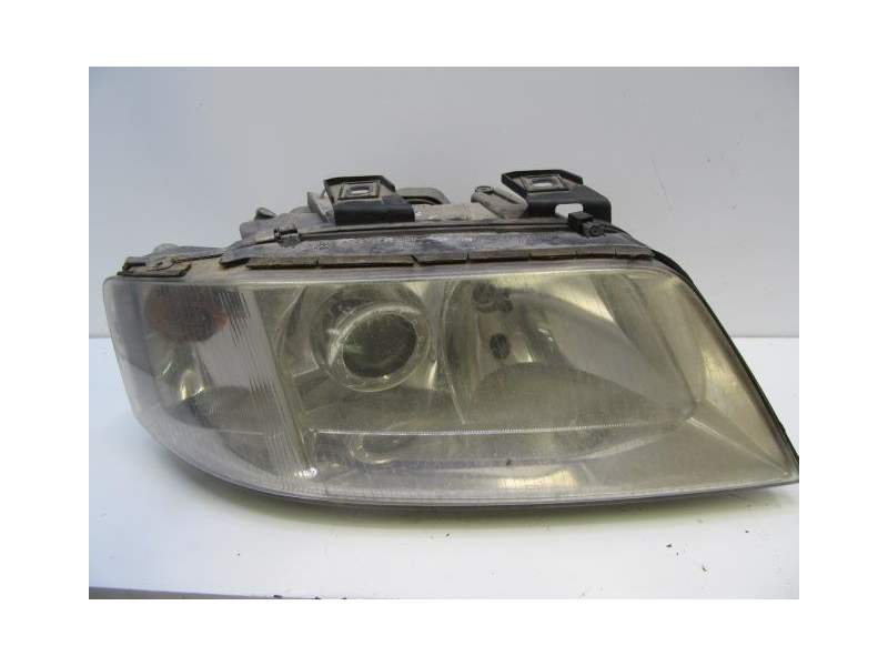 Recambio de faro derecho para audi a6 2.5 td referencia OEM IAM 4B0941030D  