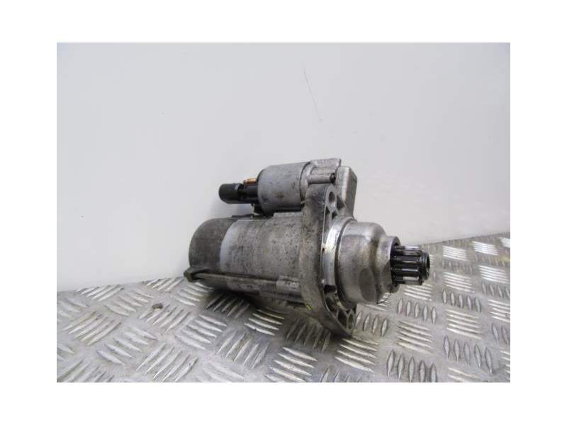 Recambio de motor arranque para volkswagen golf 2.0 tdi referencia OEM IAM   