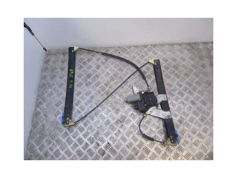 Recambio de elevalunas delantero izquierdo para audi a6 2.5 td referencia OEM IAM 4B0837461  