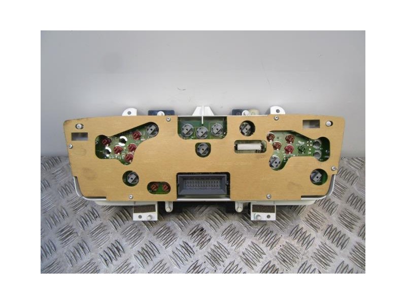 Recambio de cuadro instrumentos : chrysler neon : 2.0 g (133,24cv) [2002] para chrysler neon 2.0 g referencia OEM IAM P04793523A