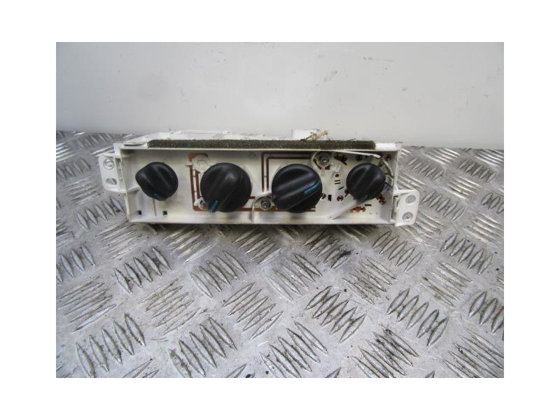 Recambio de mandos calefaccion : chrysler neon : 2.0 g (133,24cv) [2002] para chrysler neon 2.0 g referencia OEM IAM 04885336AA 