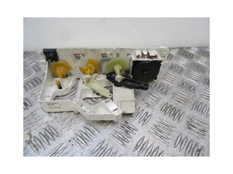 Recambio de mandos calefaccion : chrysler neon : 2.0 g (133,24cv) [2002] para chrysler neon 2.0 g referencia OEM IAM 04885336AA 