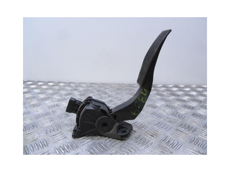 Recambio de potenciómetro aceleración : opel zafira : 2.0 cdti tourer 16v [2013] para opel zafira 2.0 cdti tourer 16v referencia