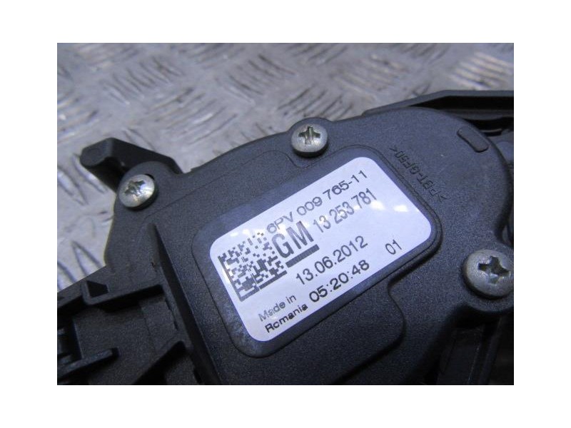 Recambio de potenciómetro aceleración : opel zafira : 2.0 cdti tourer 16v [2013] para opel zafira 2.0 cdti tourer 16v referencia