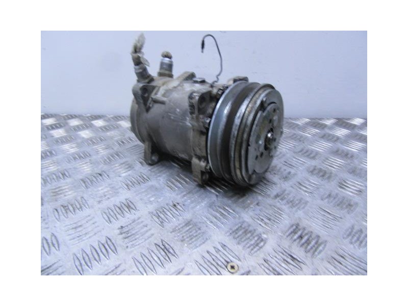 Recambio de aire acondicionado : volvo 360 : 2.0 g (115,57cv) [1988] para volvo 360 2.0 g referencia OEM IAM 32316018008390  