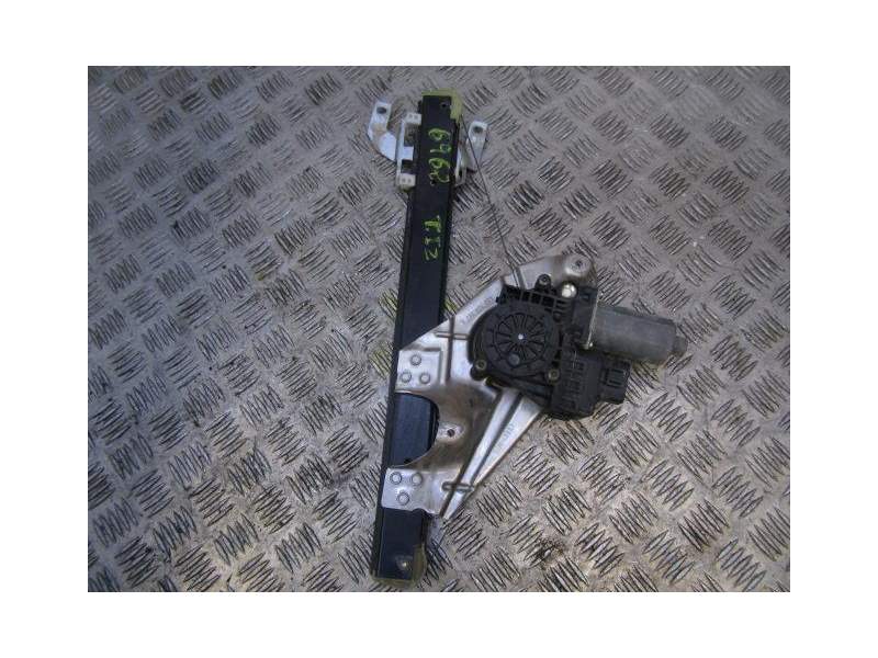 Recambio de elevalunas trasero izquierdo para audi a6 2.5 td referencia OEM IAM 4B0839461  
