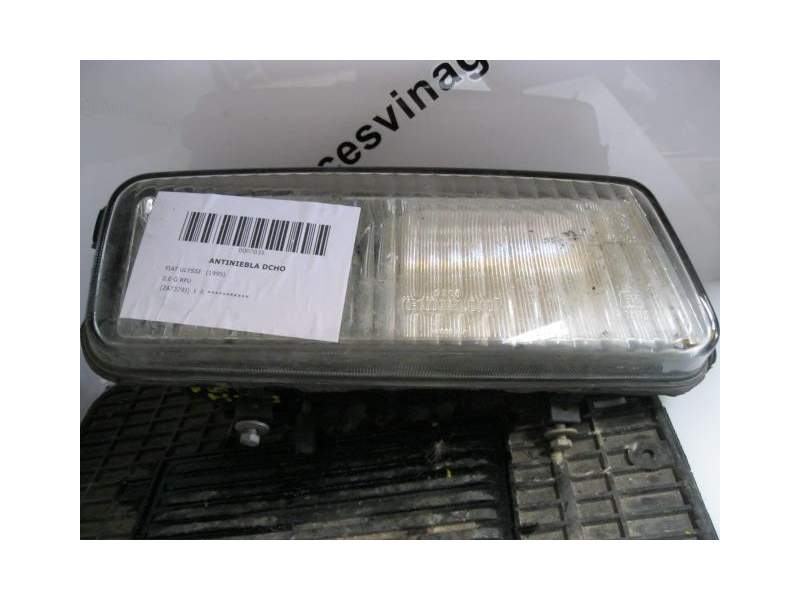 Recambio de antiniebla derecho para fiat ulysse (220_) 2.0 (220.ac5) referencia OEM IAM BLANCO  