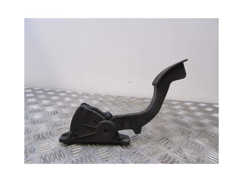 Recambio de potenciometro aceleracion para mazda 3 (bk) 1.6 di turbo referencia OEM IAM 6PV00864101  