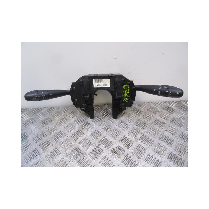 Recambio de mando luces y limpias : citroen c 4 : 1.6 hdi [2005] para citroen c 4 1.6 hdi referencia OEM IAM 6242Z0  