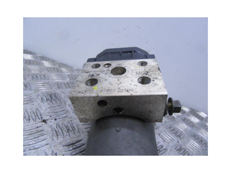 Recambio de abs : nissan terrano : 2.7 td automatico - (125,08cv) [1999] para nissan terrano 2.7 td automatico - referencia OEM 