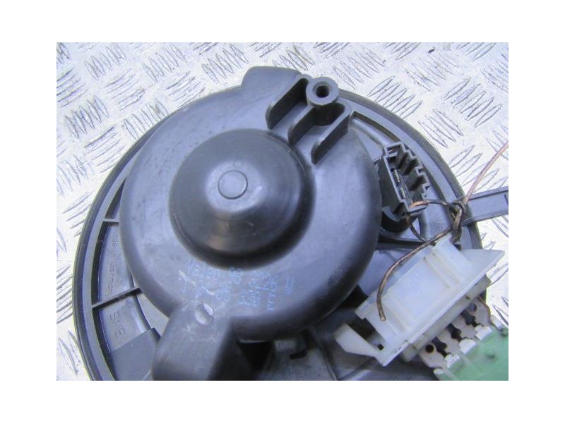 Recambio de motor calefaccion : volkswagen caddy : 1.9 tdi (104,69cv) [2005] para volkswagen caddy 1.9 tdi referencia OEM IAM 98