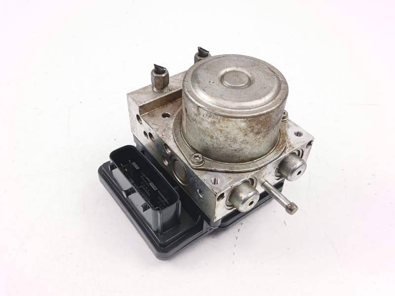 Recambio de abs para nissan juke (f15) 1.5 dci referencia OEM IAM 476601KD2A  