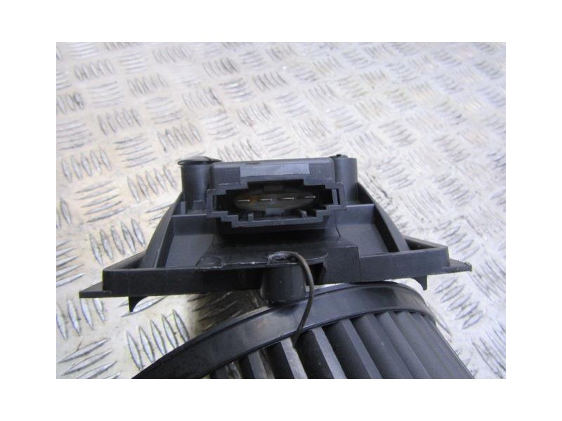 Recambio de motor calefaccion : audi a3 : 1.6 g (100,61cv) [1997] para audi a3 1.6 g referencia OEM IAM CONRESISTENCIA  