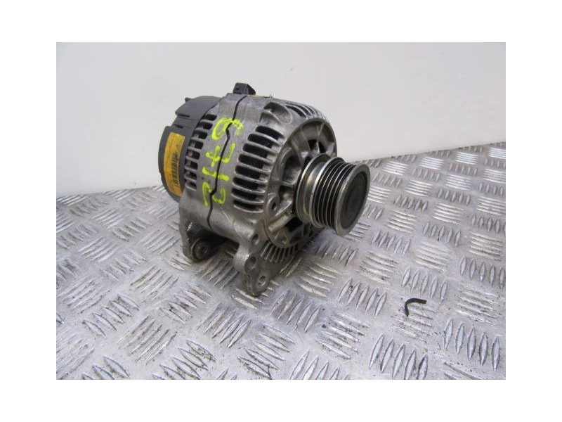 Recambio de alternador : volkswagen polo : 1.9 d (63,90cv) [1998] para volkswagen polo 1.9 d referencia OEM IAM T565721R  