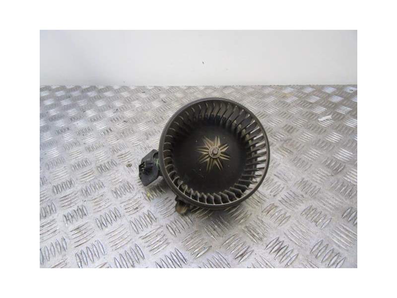 Recambio de motor calefaccion para kia rio i hatchback (dc) 1.5 16v referencia OEM IAM 0K30C61B10  