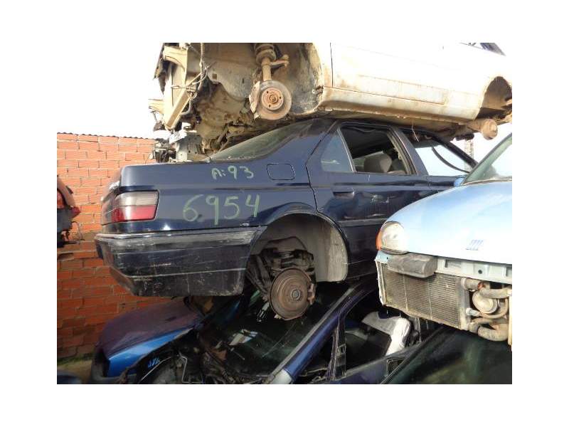 PEUGEOT 605
