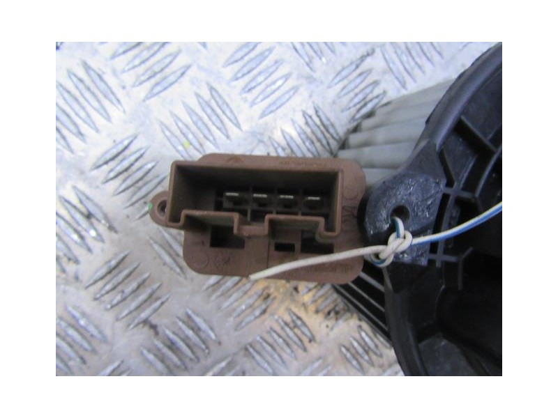 Recambio de motor calefaccion : fiat stilo : 1.9 jtd (115,57cv) [2003] para fiat stilo 1.9 jtd referencia OEM IAM 105606  