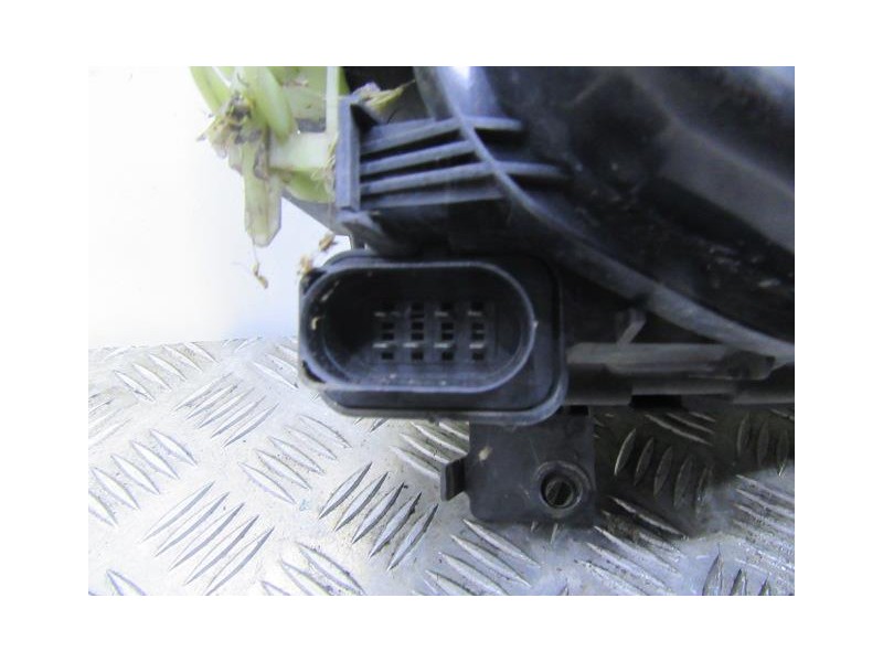 Recambio de faro izq. : volkswagen polo : 1.9 d (63,90cv) [2000] para volkswagen polo 1.9 d referencia OEM IAM   