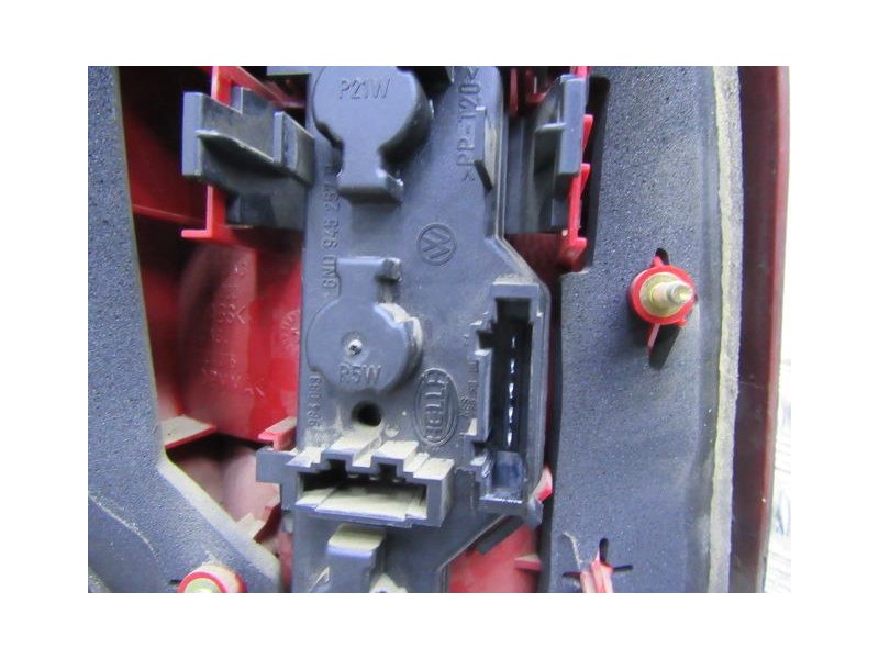 Recambio de piloto trasero dch. : volkswagen polo : 1.9 d (63,90cv) [2000] para volkswagen polo 1.9 d referencia OEM IAM   