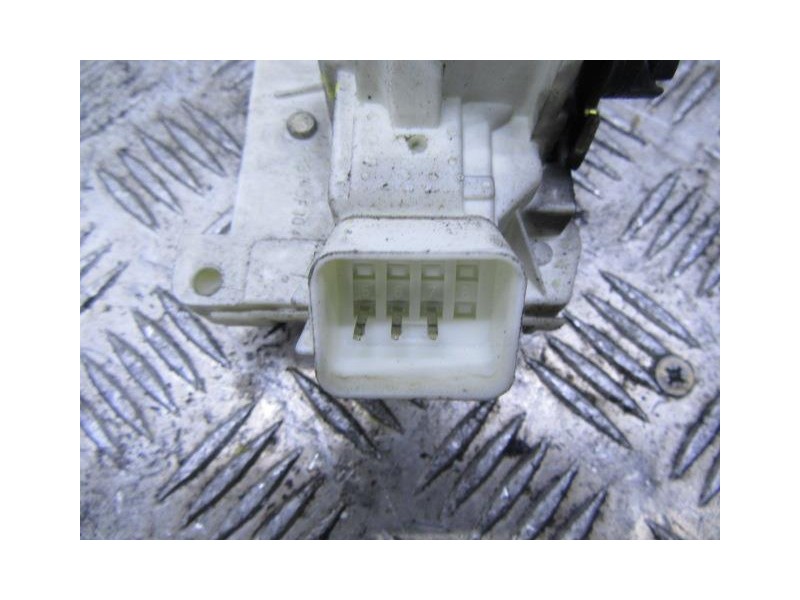 Recambio de cerradura pta. tras. dch. : ford mondeo : 2.0 tdci (130,52cv) [2002] para ford mondeo 2.0 tdci referencia OEM IAM   