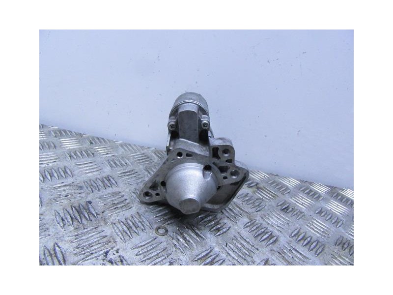 Recambio de motor arranque : renault megane : 1.5 d (106,05cv) [2008] para renault megane 1.5 d referencia OEM IAM 8200584675-A 