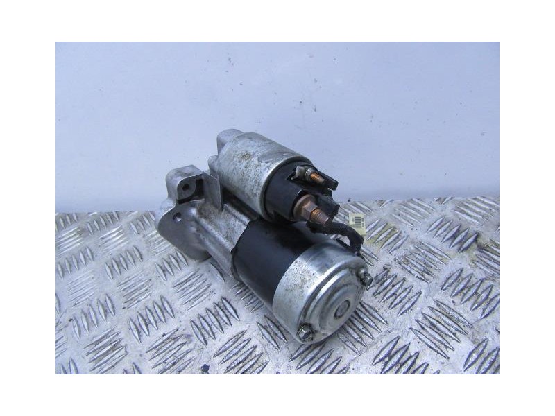 Recambio de motor arranque : renault megane : 1.5 d (106,05cv) [2008] para renault megane 1.5 d referencia OEM IAM 8200584675-A 