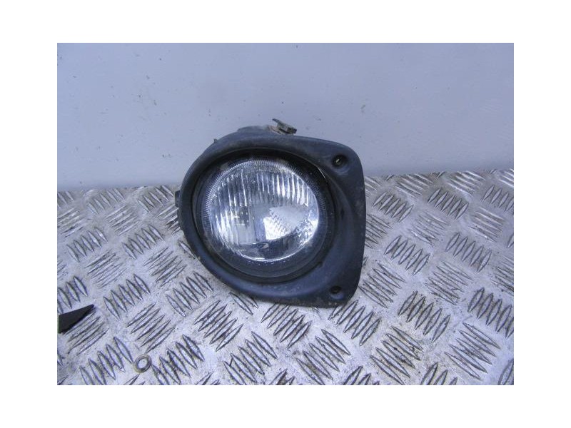 Recambio de antiniebla izq. : renault clio : 1.4 g (74,78cv) [2000] para renault clio 1.4 g referencia OEM IAM   