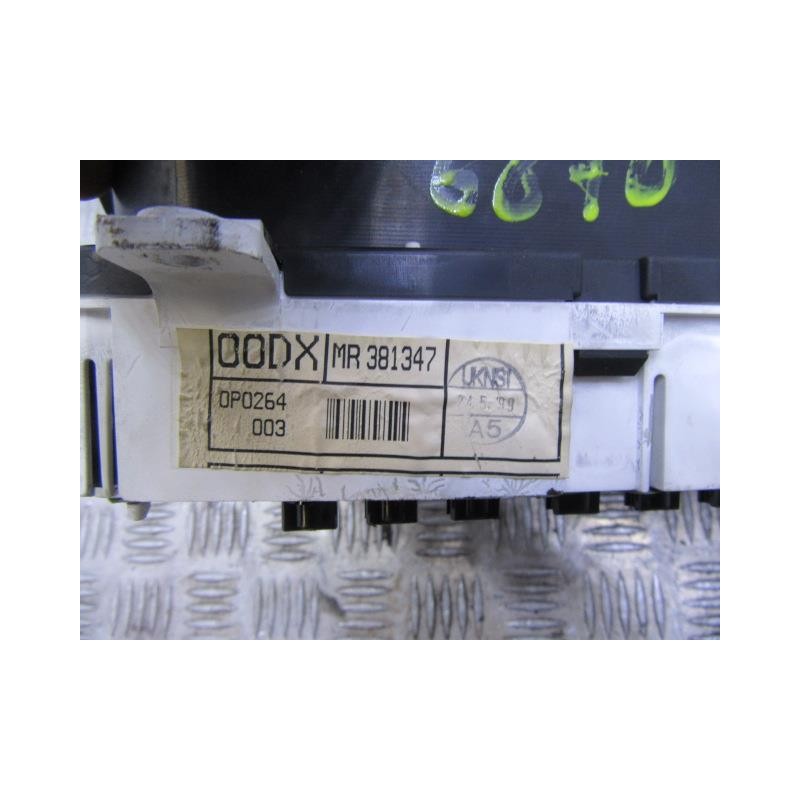 Recambio de cuadro instrumentos : mitsubishi carisma : 1.8 g [2000] para mitsubishi carisma 1.8 g referencia OEM IAM 43-1614-A  