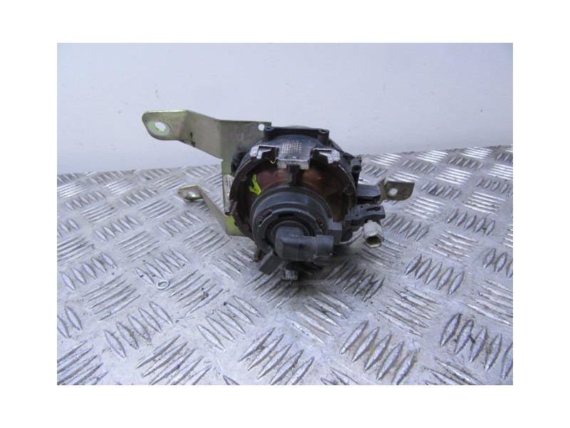 Recambio de antiniebla dcho. : mitsubishi carisma : 1.8 g [2000] para mitsubishi carisma 1.8 g referencia OEM IAM   