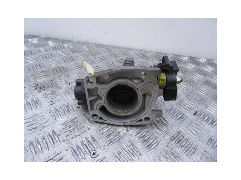 Recambio de caja mariposa : ford fiesta : 1.8 d [2001] para ford fiesta 1.8 d referencia OEM IAM 96BF-FA  