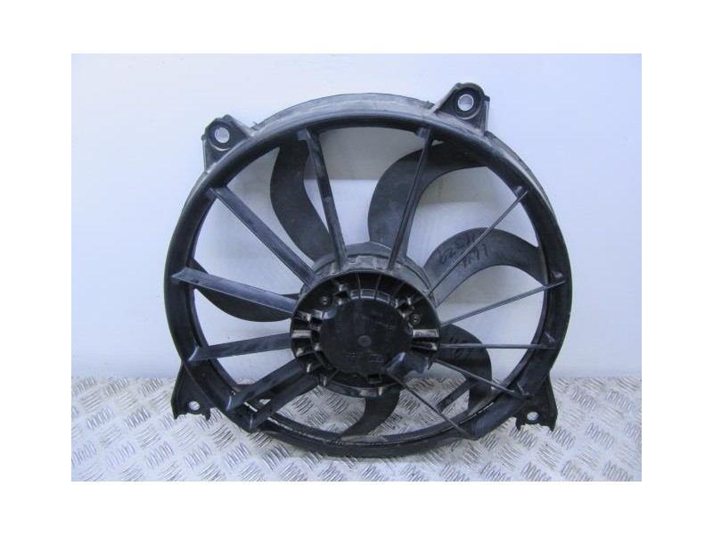 Recambio de electroventilador : fiat freemont : 2.0 jtd (104,69cv) [2016] para fiat freemont 2.0 jtd referencia OEM IAM PM197200